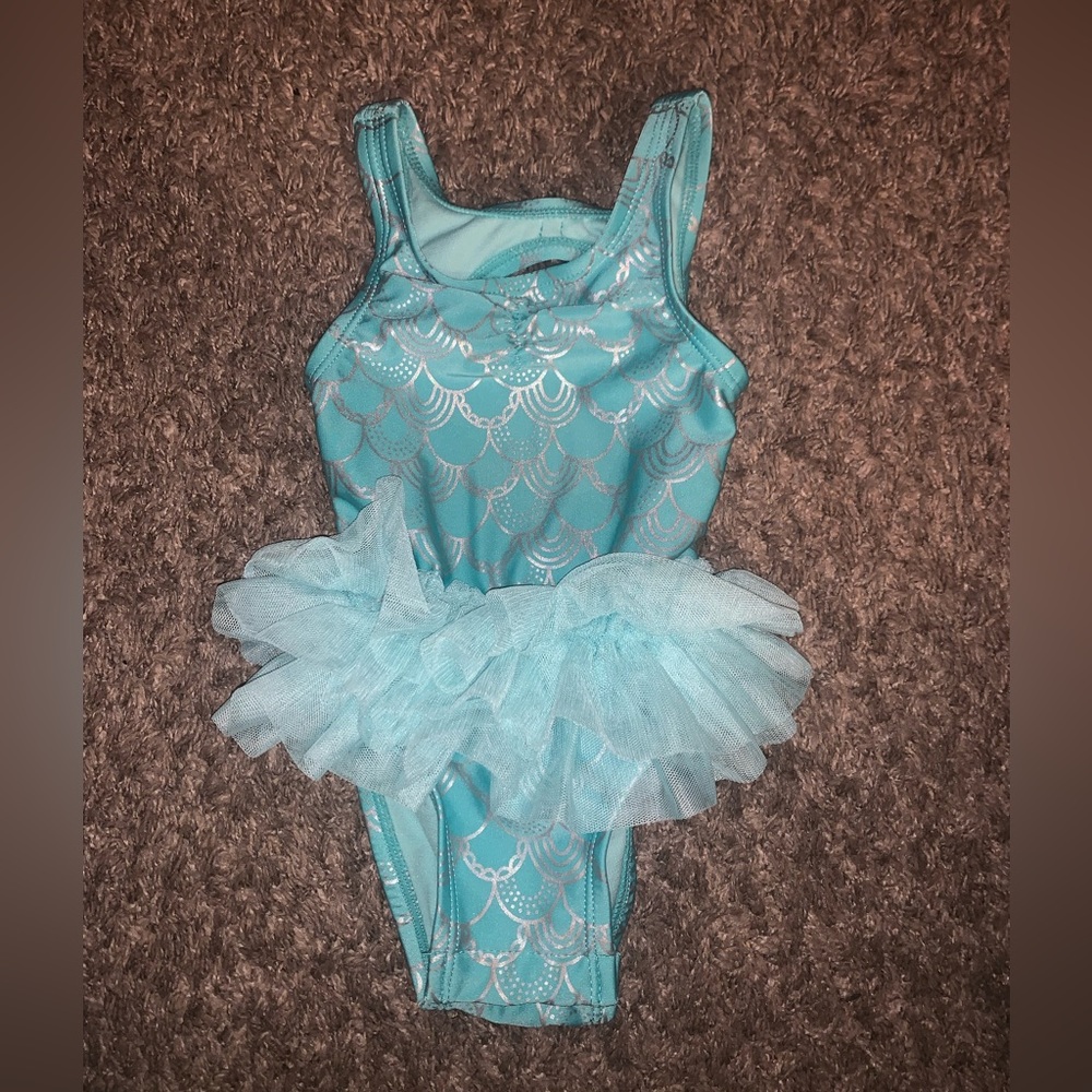 Swim suit